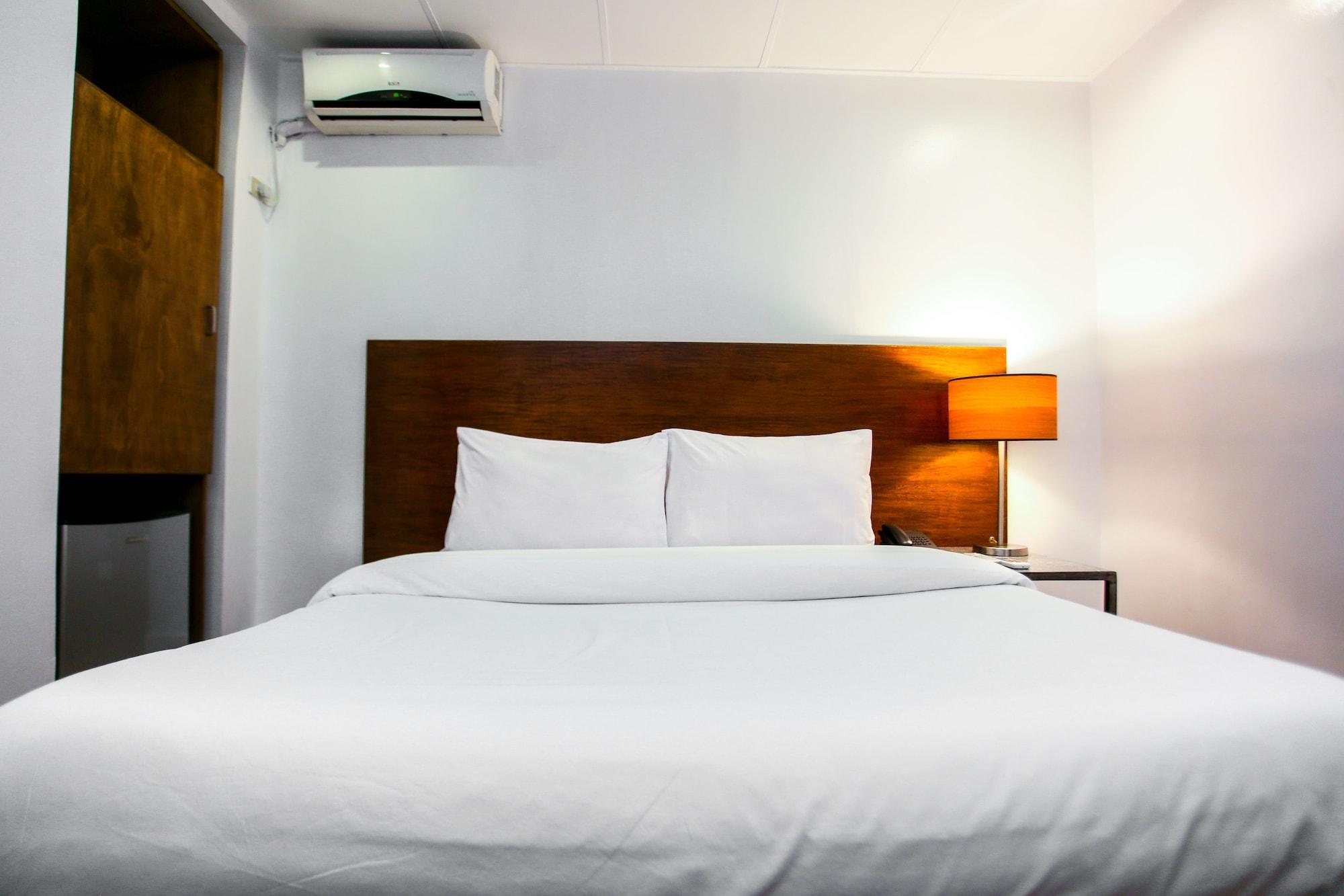 Hotel Durban Makati City Kültér fotó