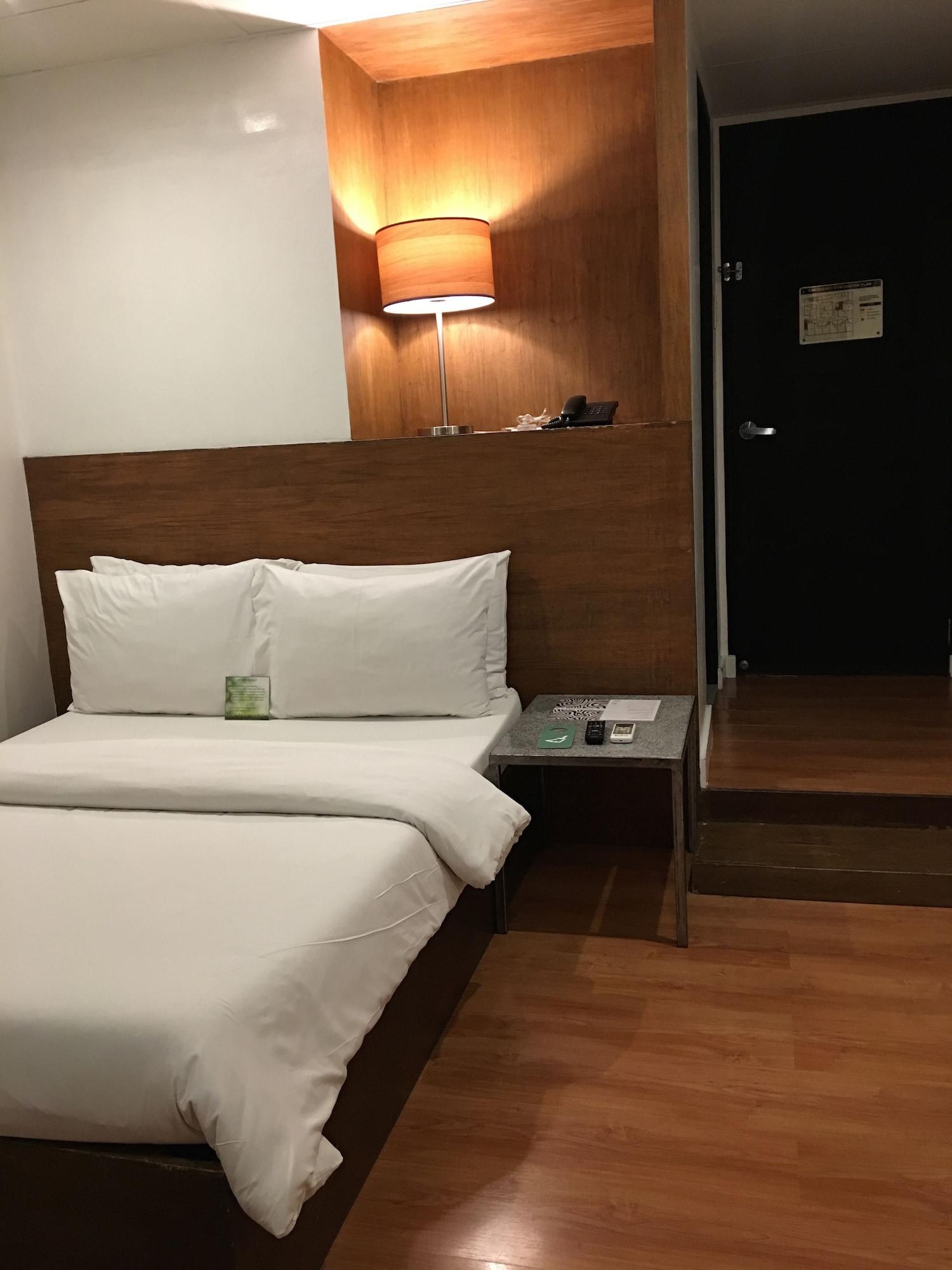 Hotel Durban Makati City Kültér fotó