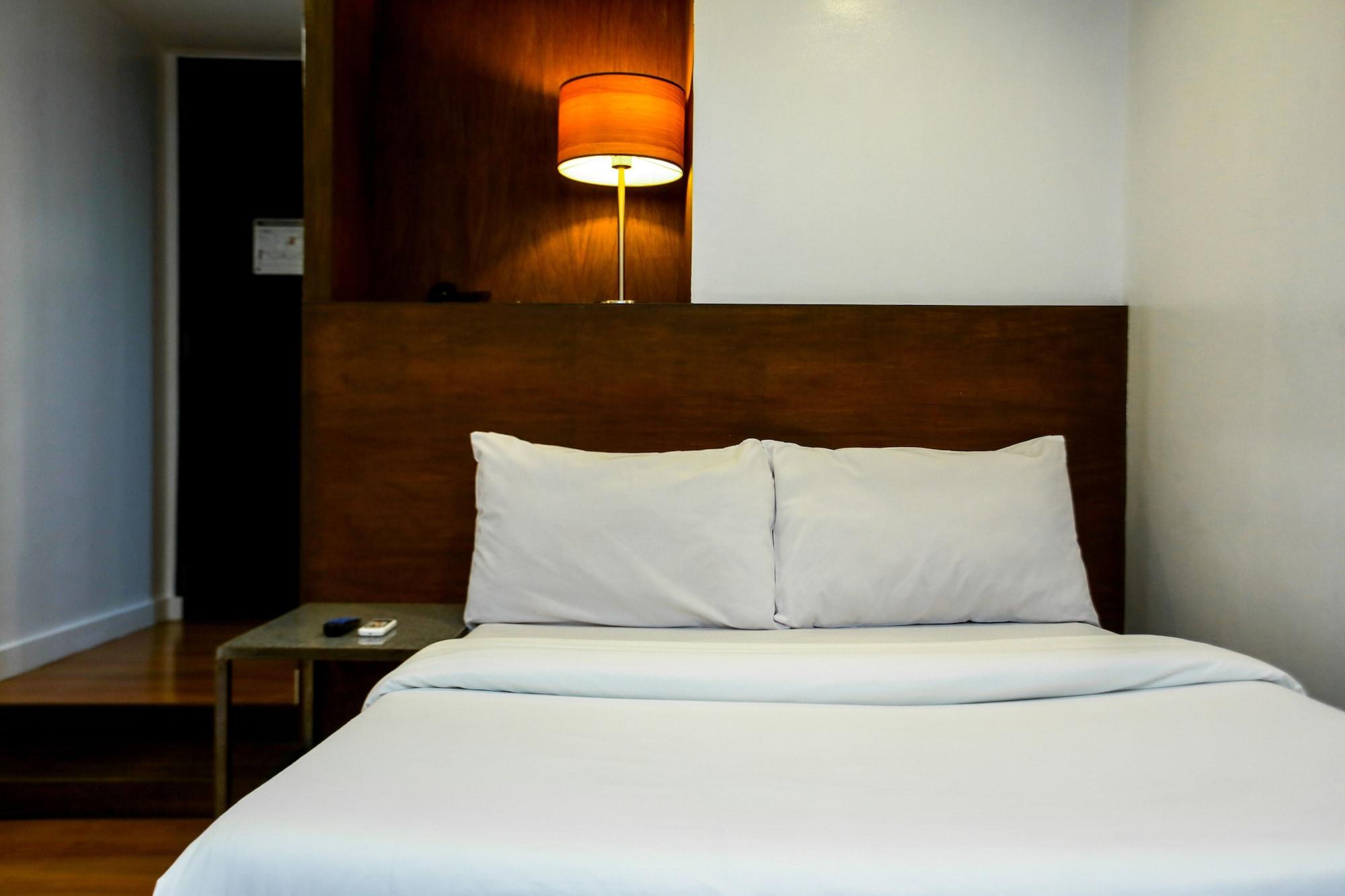 Hotel Durban Makati City Kültér fotó