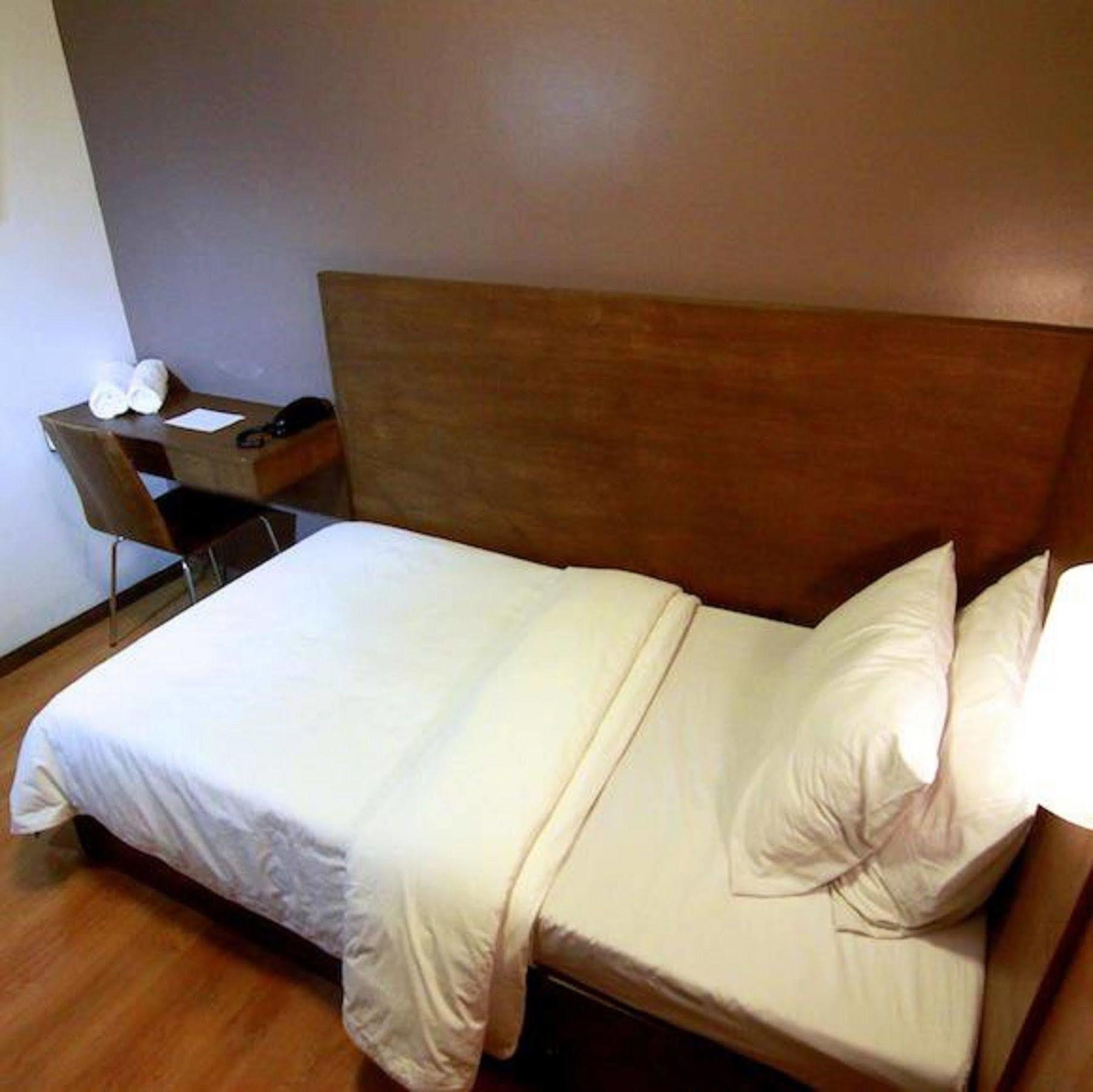 Hotel Durban Makati City Kültér fotó